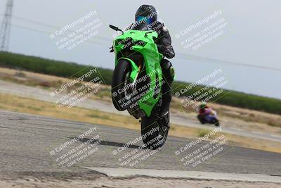 media/May-26-2025-Lets Ride (Mon) [[3bf1de1d65]]/A Group/12pm (Wheelie Bump)/